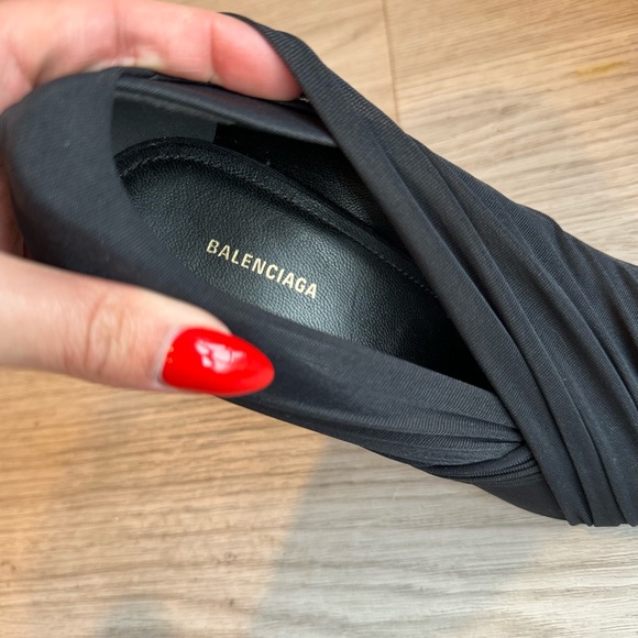 AUTHENTIC BALENCIAGA HEELS - Picture 4 of 7